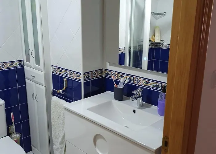 A Menos De Doscientos Metros De La Playa Foz