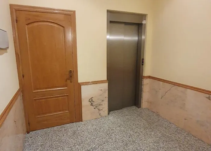 A Menos De Doscientos Metros De La Playa * Foz